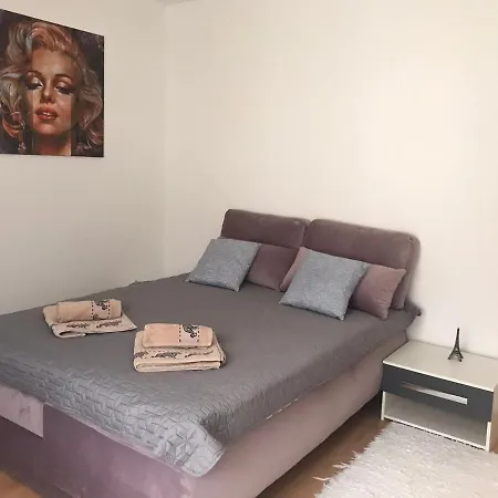 Apartman Monro